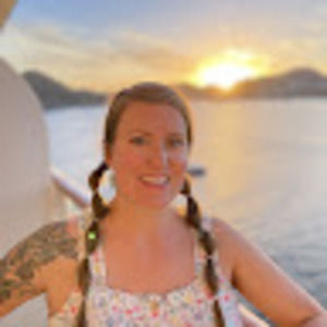 Meet your Posher, Stephanie